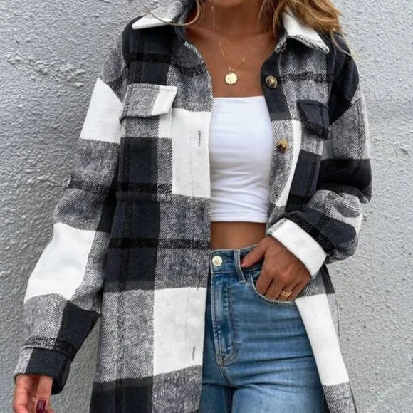 BLACK AND WHITE PLAID PRINT BUTTON DOWN COLLARED S - Picture 3 of 8